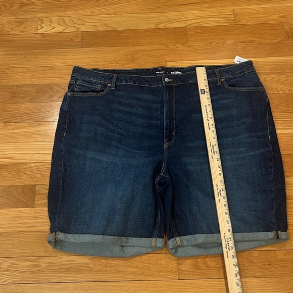 NWT Old Navy high-Rise O.G straight plus size jean short size 30 . - Picture 4 of 10
